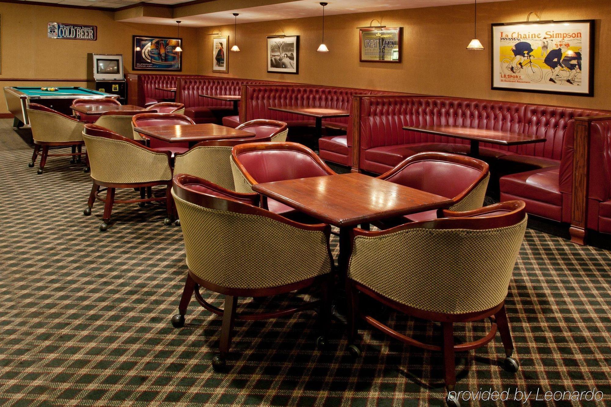 Four Points By Sheraton Cleveland Airport Exterior foto